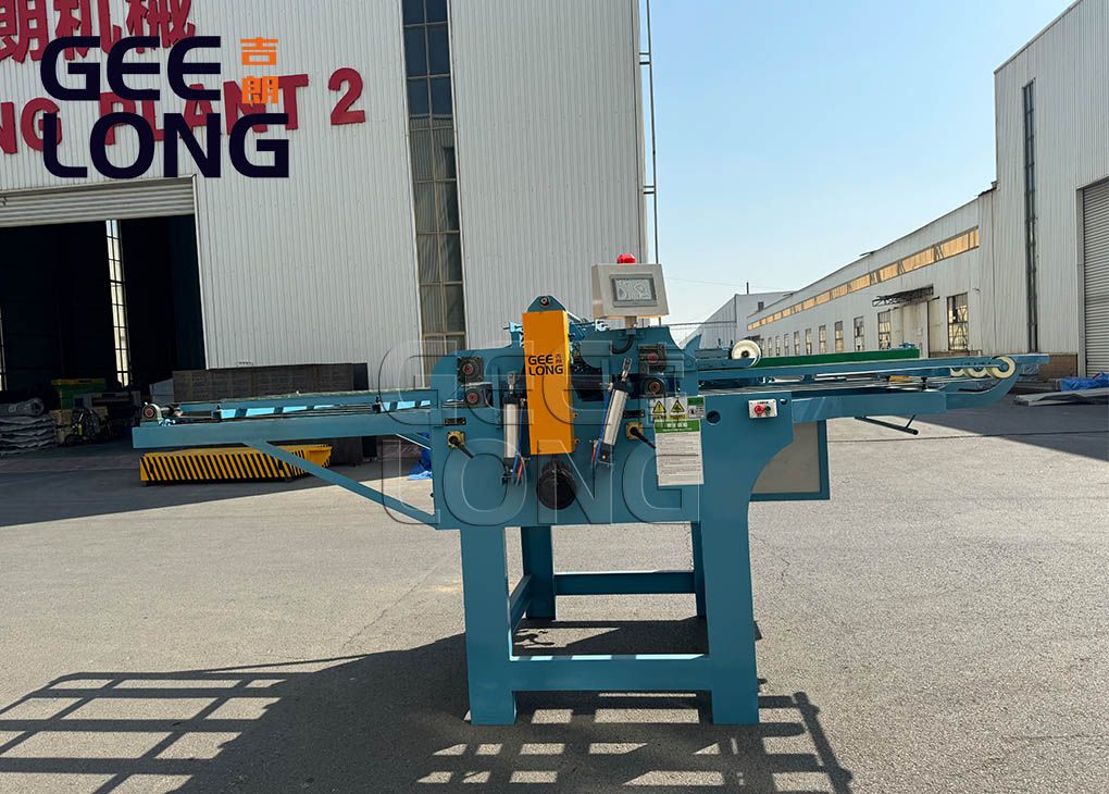 Wood core veneer clipper machine